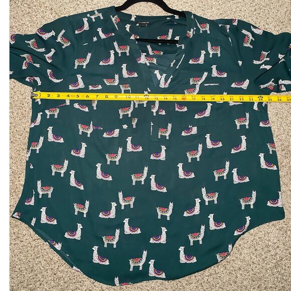 Torrid Harper - Green Llama Print - Quarter Sleeve Shirt - Size 1 - Picture 8 of 14